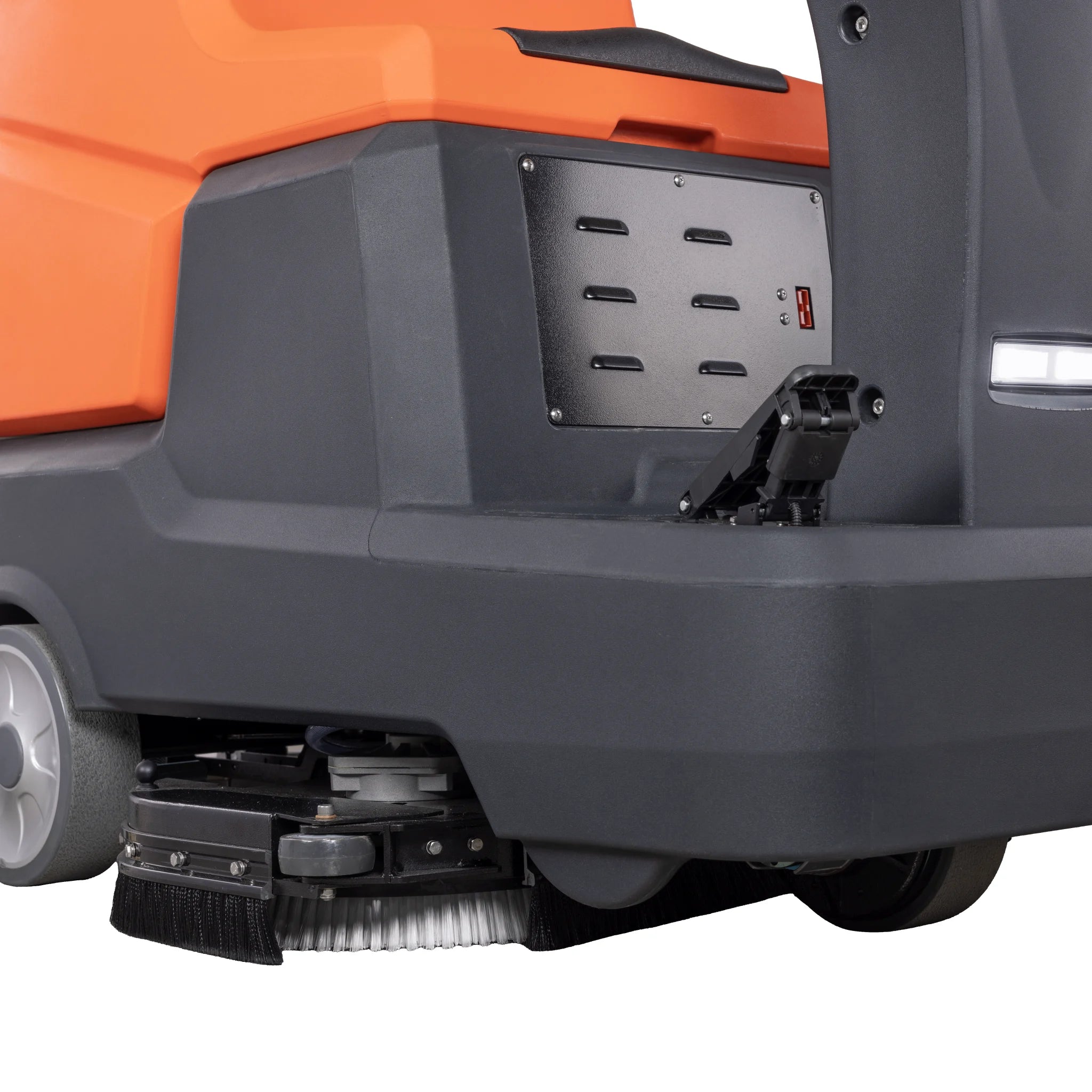 Aufsitz-Scheuersaugmaschine SCRUBBER-L mit 810 mm Bürsten