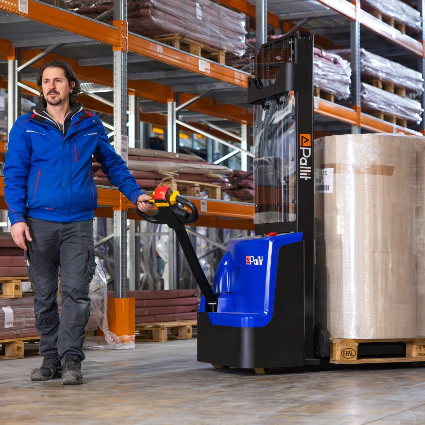 EXACT pedestrian stacker with proportional lift