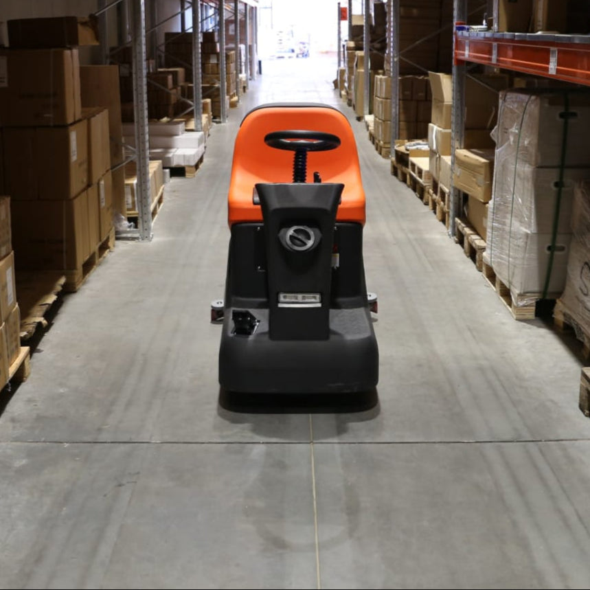 Aufsitz-Scheuersaugmaschine SCRUBBER-M