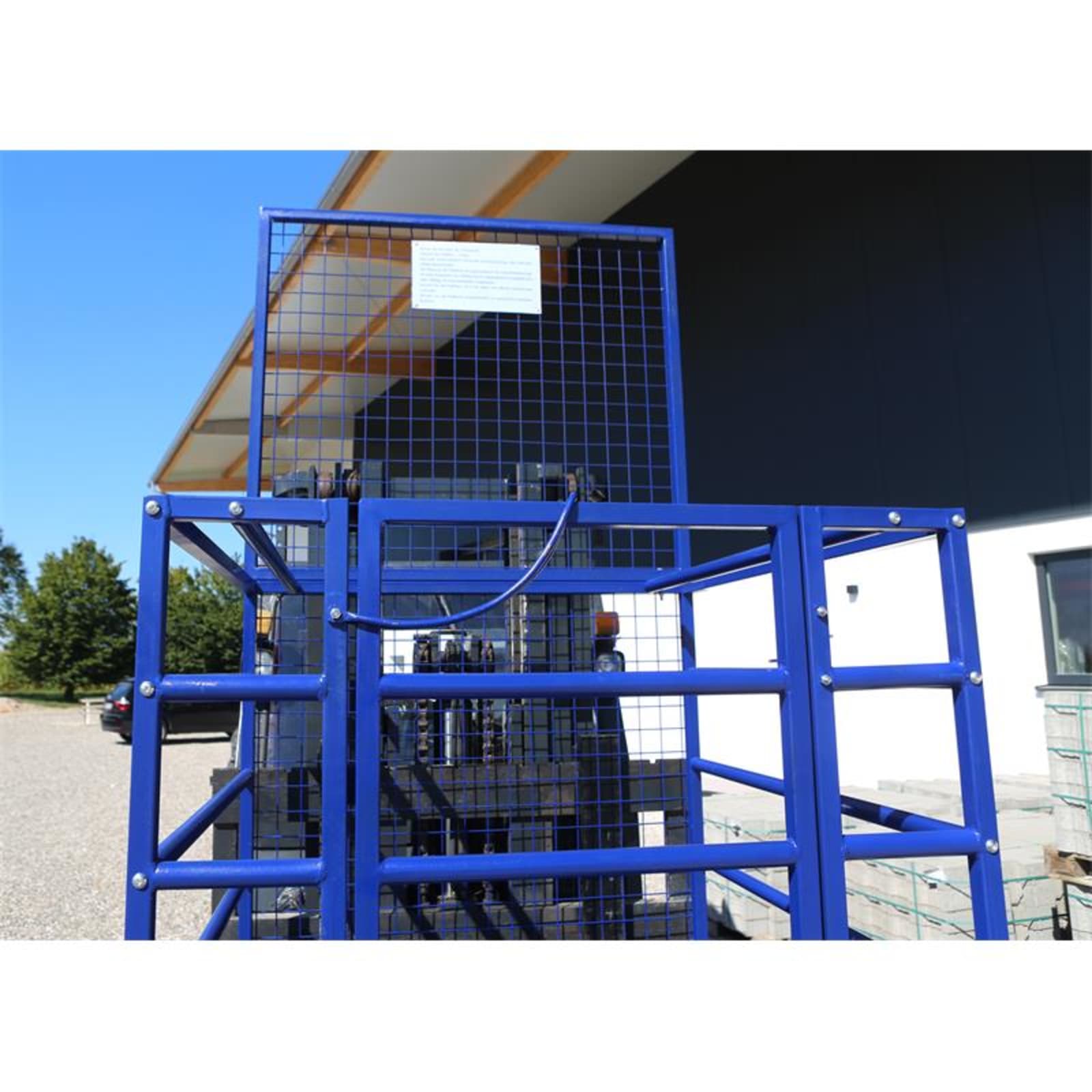 Returns: Safety basket for forklifts for 1-2 persons